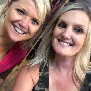 Meet your Posher, Casey